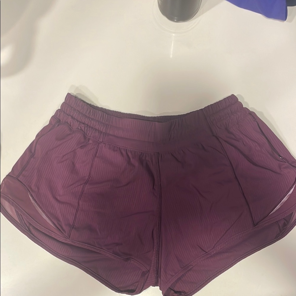 Lululemon Hotty Hot Short 2.5”